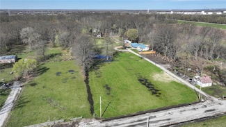 3961 Harrington Ln, Hartford, IL 62048