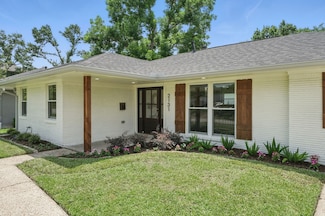 2131 Chantilly Ln, Houston, TX 77018
