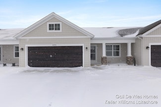 4494 Meadow Pond Way Unit 68, Hamilton, MI 49419