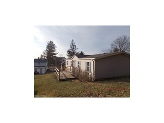 56630 Cherry Hill Rd, Senecaville, OH 43780
