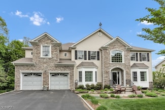 6 Magestro Ct, Budd Lake, NJ 07828