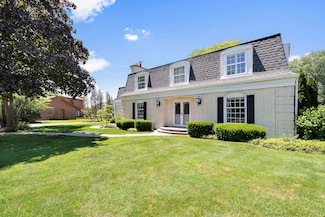 12 Glenoble Ct, Oak Brook, IL 60523
