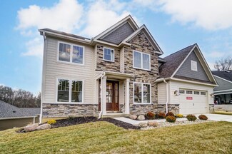 2117 Clough Chase Dr, Cincinnati, OH 45244
