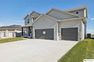 11117 N 162nd Plaza, Bennington, NE 68007