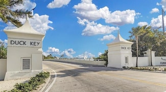 113 Jamaica St, Duck Key, FL 33050