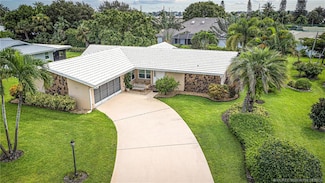 1833 SE Granada Ln, Stuart, FL 34996