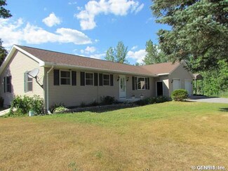 323 Bloomingdale Rd, Akron, NY 14001