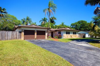 8865 SW 183rd Terrace, Palmetto Bay, FL 33157