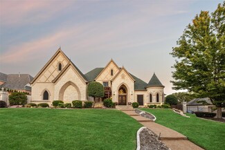 705 Sussex Ct, Southlake, TX 76092