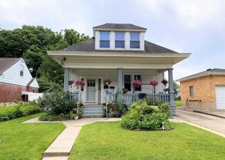 27 Ridgeway Rd, Cincinnati, OH 45216
