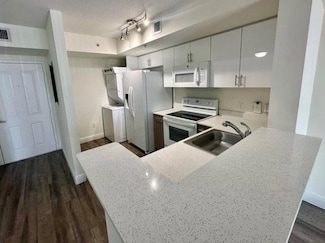 18335 NW 68 Ave Unit 245-518, Hialeah, FL 33015