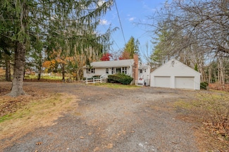 53 Falls Rd, Moodus, CT 06469