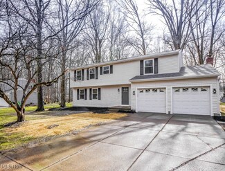 86 Marwyck Dr, Northfield, OH 44067