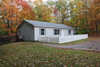 182 Elm St, Sanbornville, NH 03872