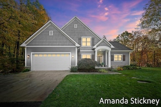 1823 Starr View Ln Unit 11, Middleville, MI 49333