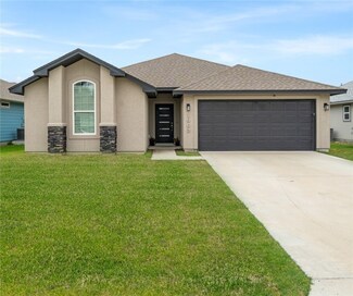 1962 Admiral Ln, Aransas Pass, TX 78336