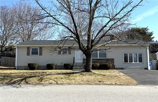 60 Stony Acre Dr, Cranston, RI 02920
