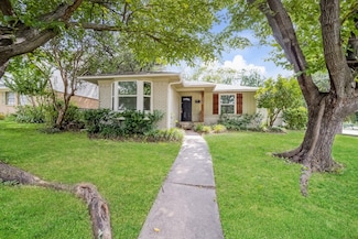 2906 Meadow Green Dr, Dallas, TX 75234