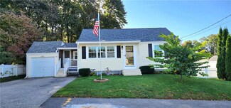 60 Notre Dame Ave, Cumberland, RI 02864