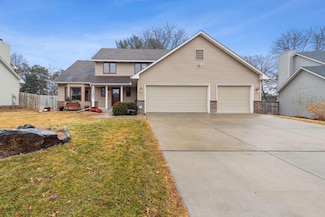 1307 Saddlebrook Ln, Woodbury, MN 55125