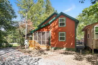460 Sassafras Way, Cosby, TN 37722