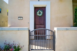 189 Follyhatch, Irvine, CA 92618