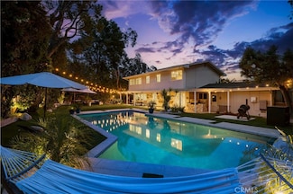 5725 Blanco Ave, Woodland Hills, CA 91367