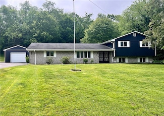 590 N Kings Creek Rd, Burgettstown, PA 15021