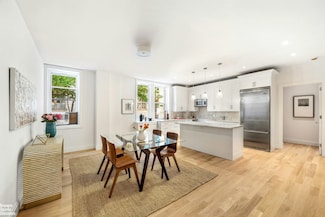 905 W End Ave Unit G1, New York, NY 10025