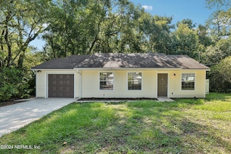 275 Lakeshore Dr, Saint Augustine, FL 32095