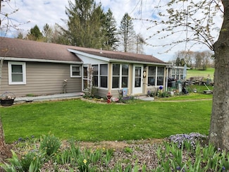 7275 Elson St SE, Waynesburg, OH 44688