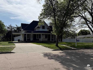 414 N Lincoln Ave, Beloit, KS 67420