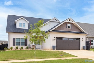 7 Ginsberg Rd, Madison, AL 35756
