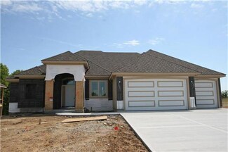 4813 NW Montebella Dr, Riverside, MO 64150