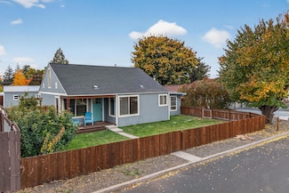 1125 NE Mcrae Ct, Prineville, OR 97754