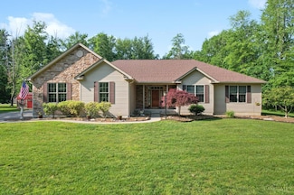 101 Julian Ln, Williamsburg, OH 45176
