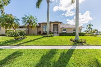 219 Copperfield Ct, Marco Island, FL 34145