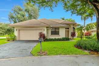 4940 Pine Tree Dr, Boynton Beach, FL 33436