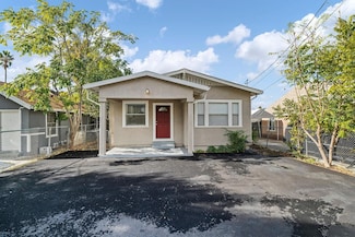 2219 Young Ave, Stockton, CA 95205