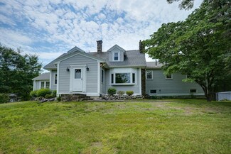 2 Skyline Dr, Medway, MA 02053