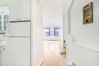 225 St Pauls Ave Unit 2B, Jersey City, NJ 07306