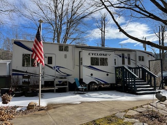 184 Bear Bend, Blairsville, GA 30512