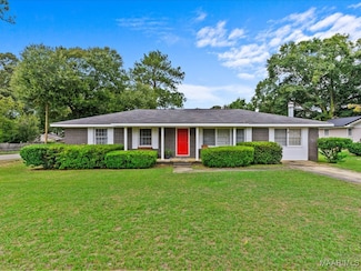 203 Walnut Dr, Enterprise, AL 36330