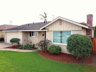 211 Primrose Dr, Salinas, CA 93906