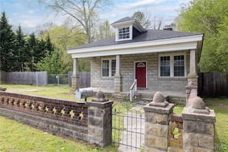 314 Spring St, Petersburg, VA 23803