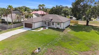 9416 Bullfrog Ct, Gibsonton, FL 33534