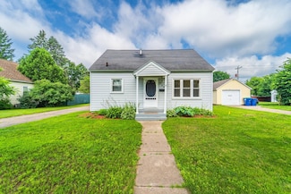 708 N 9th Ave, Wausau, WI 54401
