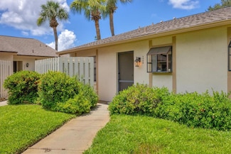 2906 63rd St W Unit 206, Bradenton, FL 34209
