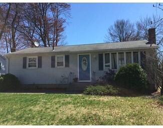 56 Larchmont St, Chicopee, MA 01013