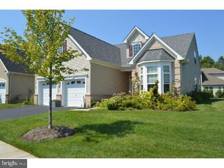 9 Ashton Ln, Hightstown, NJ 08520
